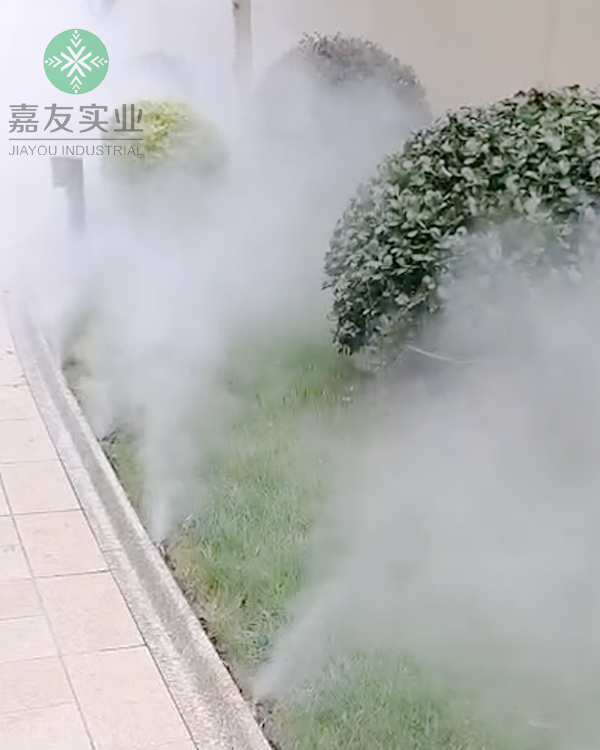 杭州辉达为海宁绿金置业安装别墅庭院雾森系统案例